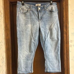 Seven7 cropped jeans